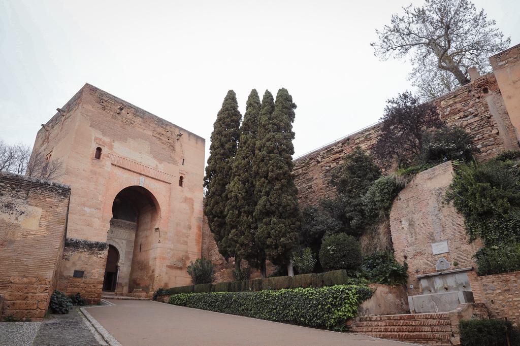 Licitada la obra para la rehabilitación de la muralla entre la Puerta de la Justicia y la Torre de Barba en la Alhambra