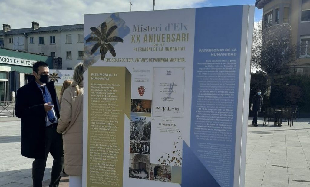 La exposición sobre el XX aniversario del Misteri d’Elx como Patrimonio Unesco llega a la ciudad hermanada de Jaca
