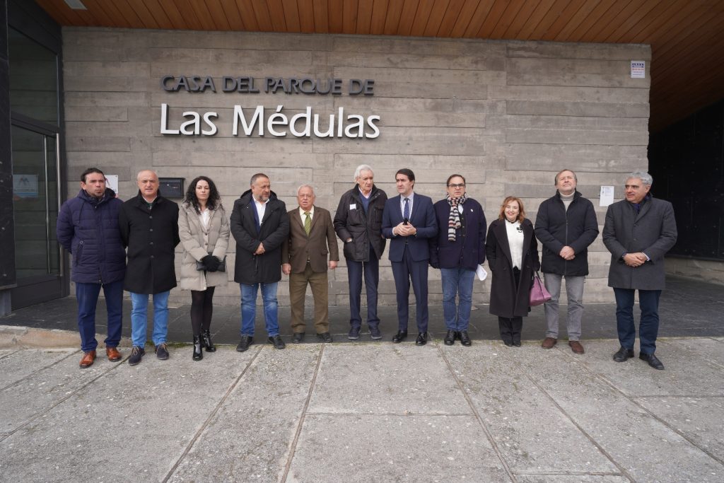 El Centro de Interpretación Casa del Parque, en Carucedo (León), acogió los actos del XXV aniversario de la inclusión de Las Médulas en la lista del Patrimonio Mundial de la UNESCO