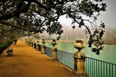 4.-ARANJUEZ-EI-Barandilla-jarrones